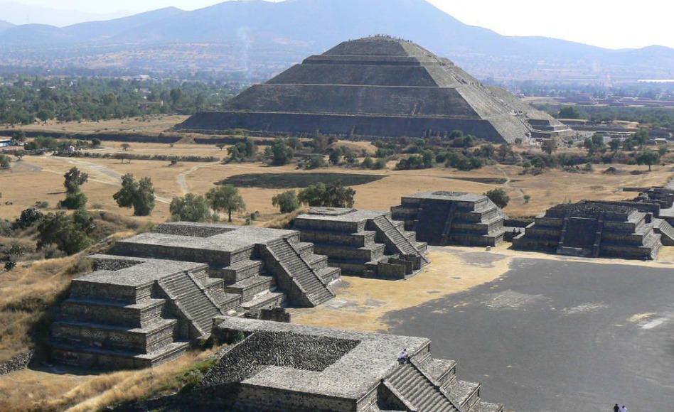 Piramides de Teotihuacan, México La Arqueología del Libro de Mormón