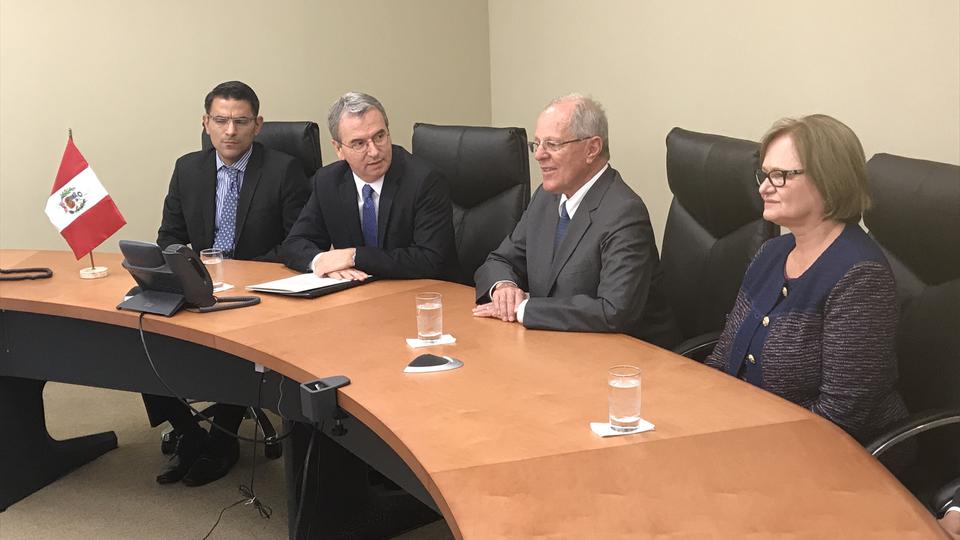 Presidente de Perú y Presidente Eyring