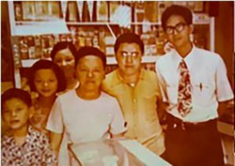 Elder Gong