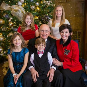 Primera cita del Pdte. Oaks y la hermana Kristen, a 2 años de la