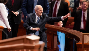 25 fotos del presidente Russell M. Nelson que no olvidaremos