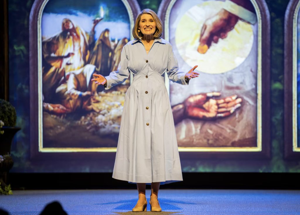 Presidenta Johnson a los jóvenes adultos: Sean administradores justos de la tierra