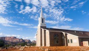 La Iglesia de Jesucristo edifica capilla en un lugar marcado por la poligamia