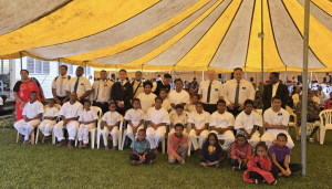 Más de 100 personas se bautizan en la Iglesia de Jesucristo y se crea una nueva estaca