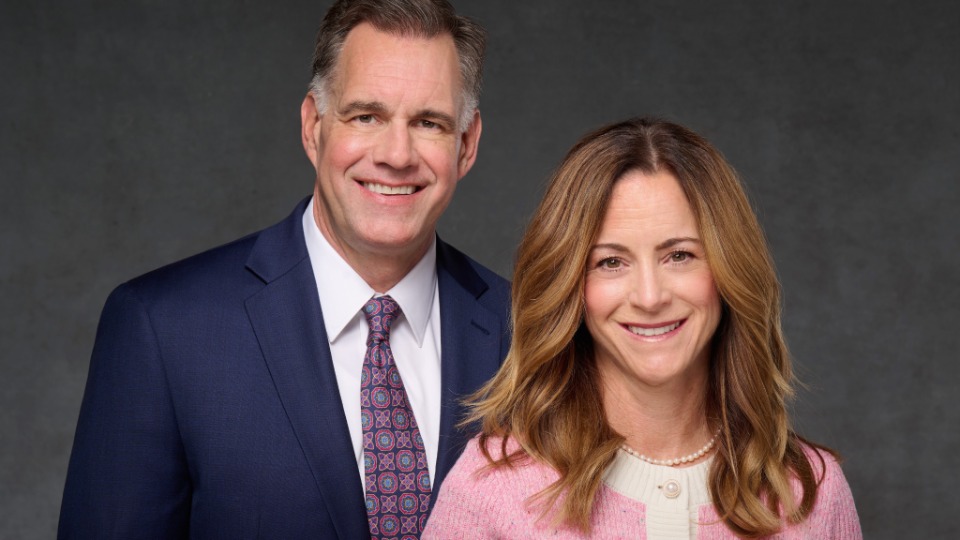 Un intruso ingresó al domicilio del presidente de misión, R. Tyler Wallis, y durante el intento de robo le disparó, hiriéndolo gravemente.