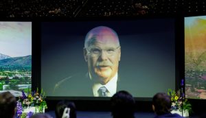 Leyendas de la NFL participan en el aniversario N.° 150 de BYU