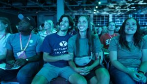 «Juntos en Cristo»: Así se vivió la conferencia de Jóvenes Adultos Solteros