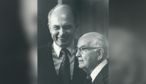 Una llamada en la madrugada que marcó el destino del presidente Oaks