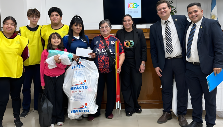 Santos en Argentina transforman su comunidad con donaciones y servicio