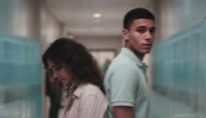 Salir con alguien fuera de la Iglesia, ¿vale la pena?