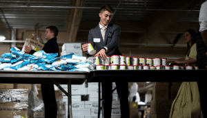 Más de mil misioneros preparan 500 mil comidas en Acción de Gracias