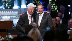 Élder Caussé se une al embajador de México en el Festival Anual de las Luces