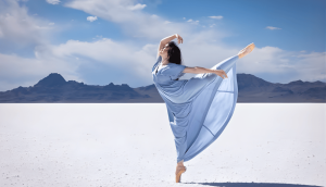 La bailarina que no deja que el ballet la detenga de usar gárments