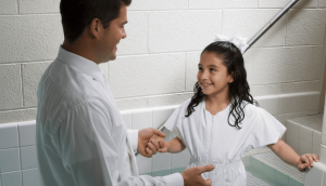 Nuevas pautas para preparar a los niños para el bautismo y la confirmación