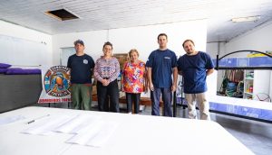 La Iglesia de Jesucristo dona equipamientos a bomberos tras incendios en Argentina