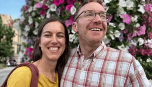 Pastor evangélico leyó el Libro de Mormón por amor a su esposa