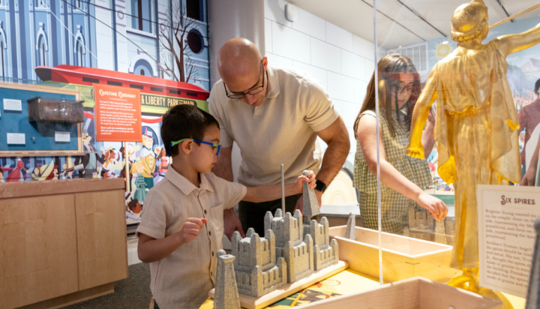 Se inaugura nueva exhibición interactiva sobre el Templo de Salt Lake