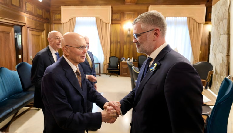La Iglesia de Jesucristo se reunió con embajador de este país de Europa