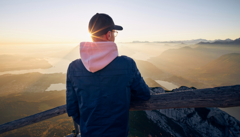 2 verdades que te ayudarán a dejar tu pasado atrás y seguir adelante