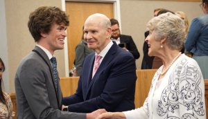 Élder Renlund: Todo lo injusto en tu vida será reparado en Cristo