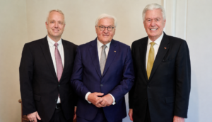 La invitación especial del presidente Uchtdorf al presidente de Alemania