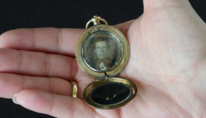 La Iglesia de Jesucristo recibe histórica pieza con posible imagen de José Smith