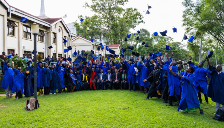 BYU-Pathway alcanza un nuevo hito con graduación histórica en África