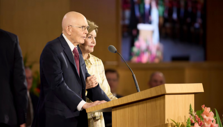Presidente Oaks: Prepárense, pronto habrán más misioneros que nunca