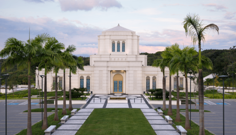 La Iglesia de Jesucristo publica imágenes inéditas de un nuevo templo