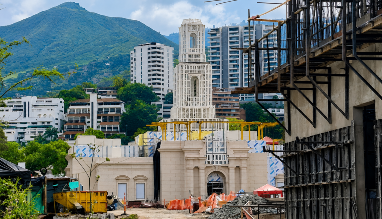 El estado del Templo de Cali tras el fuerte terremoto en Colombia