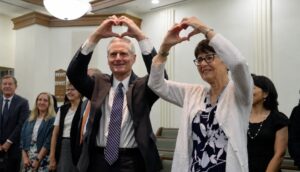 Élder Bednar conmemora 125 años de la Iglesia de Jesucristo en Japón