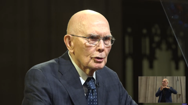 Presidente Oaks: Deja de ver como enemigos a quienes no comparten tu fe