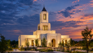 Un nuevo templo de la Iglesia de Jesucristo abre sus puertas al público