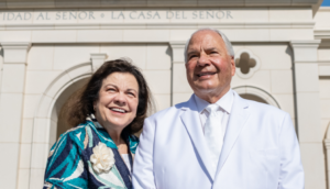 El élder Ronald A. Rasband dedica el Templo de Managua, Nicaragua